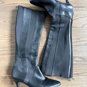 Gently used Tahari boots